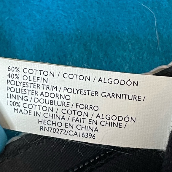 👝Liz Claiborne Villager Crochet Small Crochet Crossbody Bag. Black and Beige.👝 - Picture 6 of 9